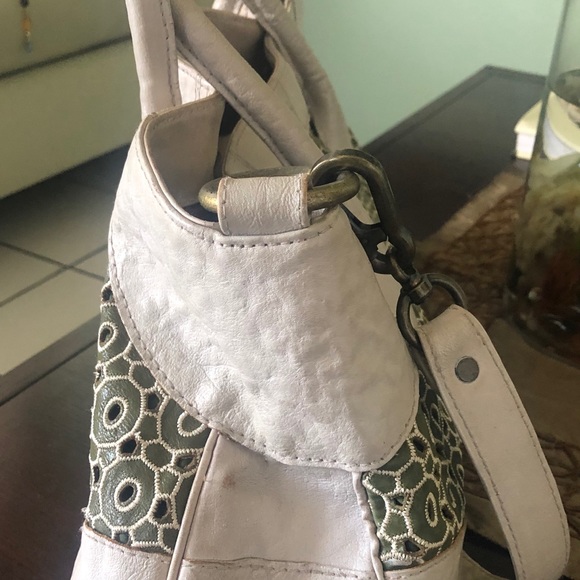 Handbag - Picture 3 of 5